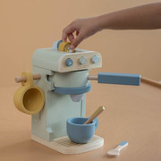 Drewniana zabawka dla dziewczynki ekspres do kawy