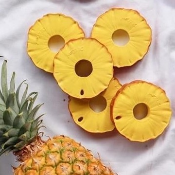 Oli & Carol, Gryzak-zabawka - Ananas Oli & Carol, Gryzak-zabawka - Ananas