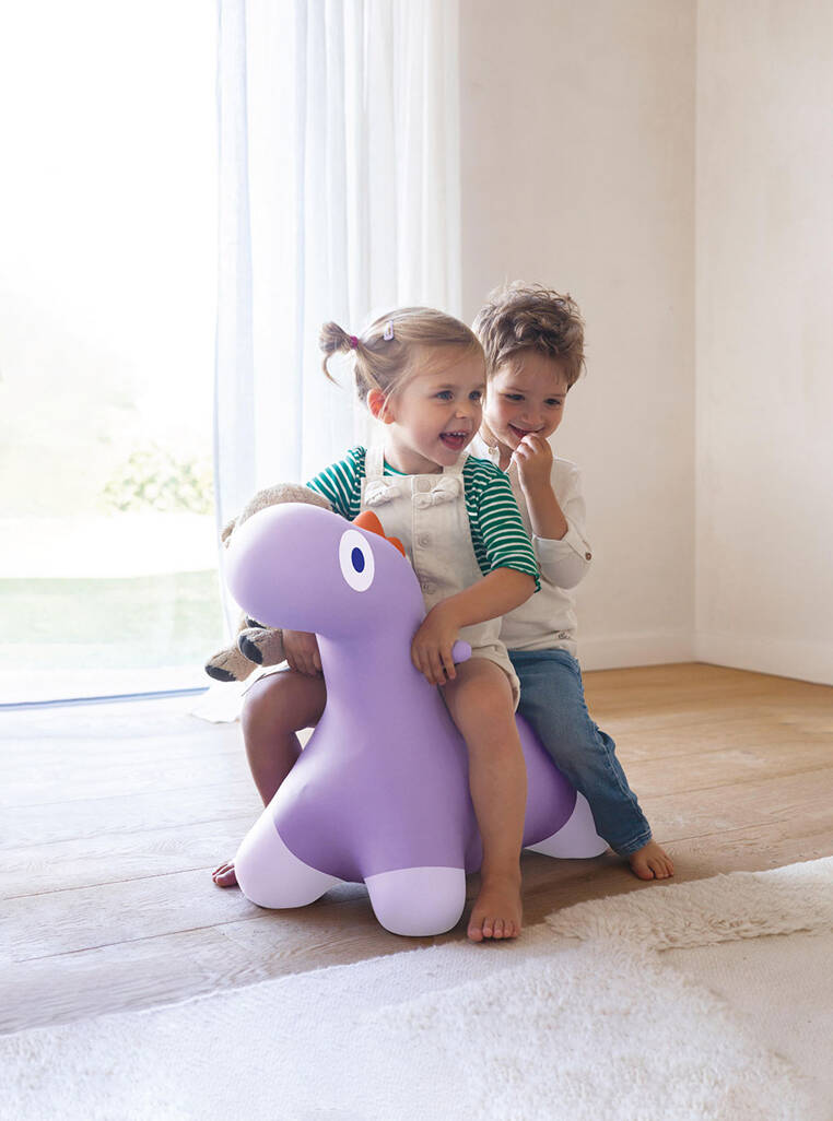Quut ,Skoczek Hoppi Dino Lavender Quut ,Skoczek Hoppi Dino Lavender