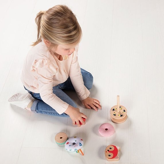 LILLIPUTIENS, Drewniana układanka piramida z miękkimi elementami Lisiczka Alice 12 m+