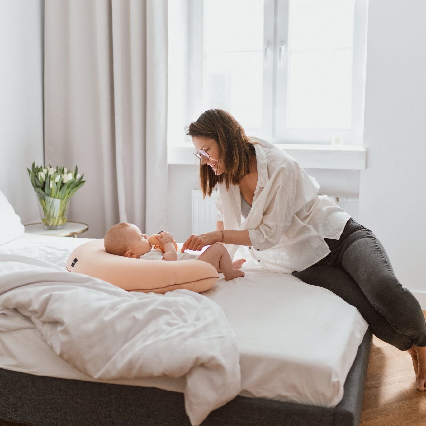 Poofi, Poduszka do karmienia Organic - morela Poofi, Poduszka do karmienia Organic - morela