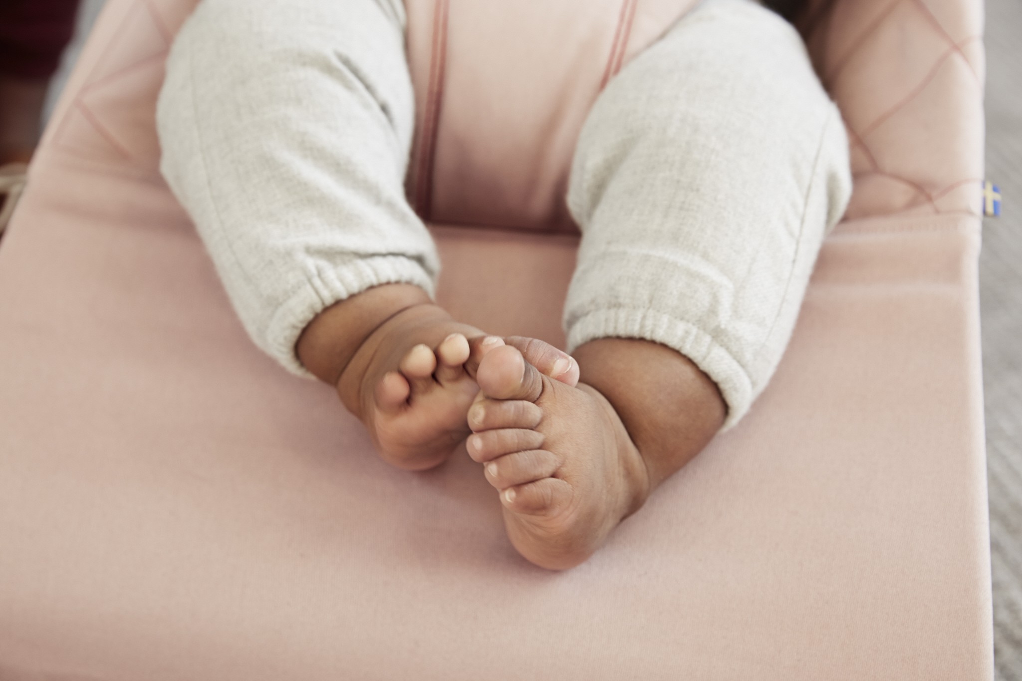 BABYBJORN, leżaczek BLISS Różany BABYBJORN, leżaczek BLISS Różany