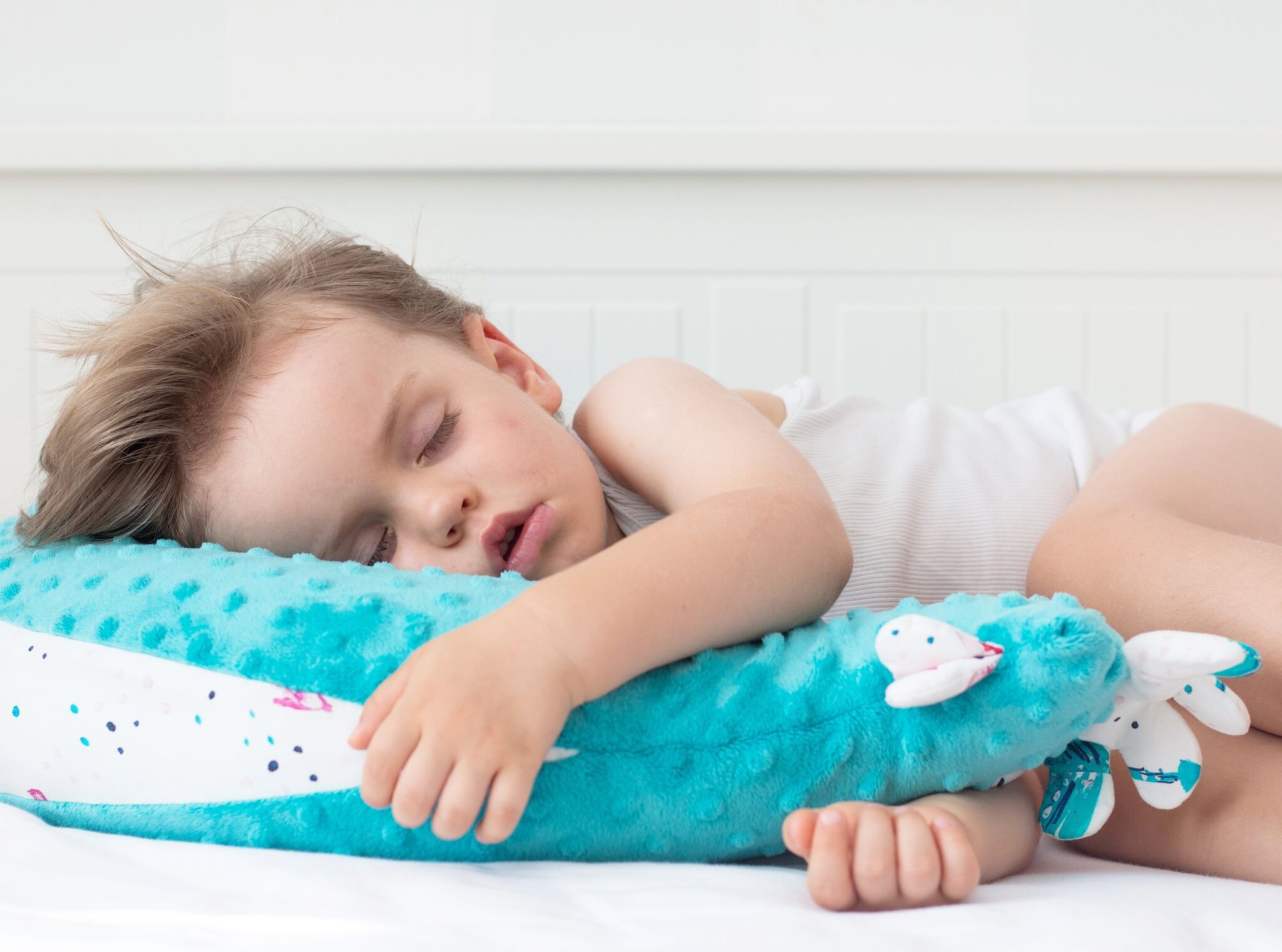 La Millou, Kura Babci Dany - grey - Unicorn rainbow knight