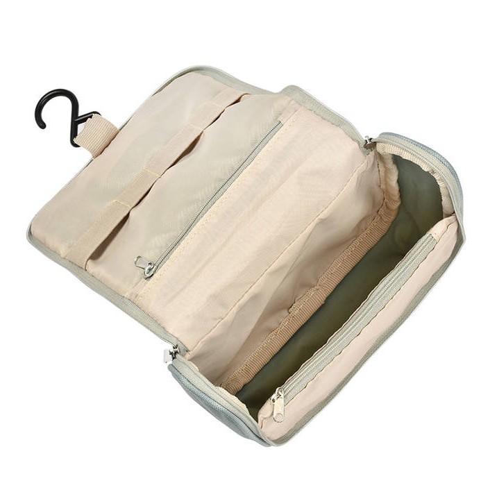 Beaba, Kosmetyczka z 9 akcesoriami do pielęgnacji niemowląt Sage green Beaba, Kosmetyczka z 9 akcesoriami do pielęgnacji niemowląt Sage green