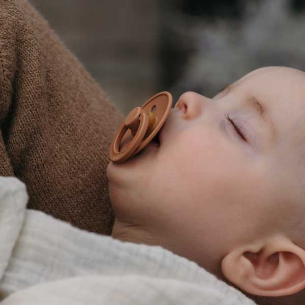 Bibs, Mocha S Smoczek Uspokajający kauczuk Hevea Bibs, Mocha S Smoczek Uspokajający kauczuk Hevea