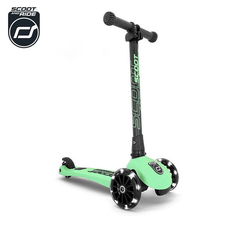 SCOOTANDRIDE Highwaykick 3 LED Hulajnoga składana ze świecącymi kółkami 3+ Kiwi SCOOTANDRIDE Highwaykick 3 LED Hulajnoga składana ze świecącymi kółkami 3+ Kiwi