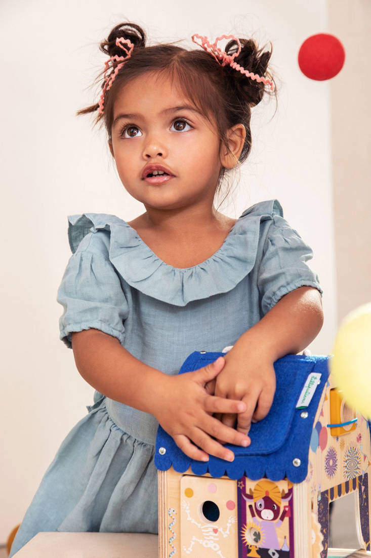 Lilliputiens, Drewniany Domek iluzjonisty 