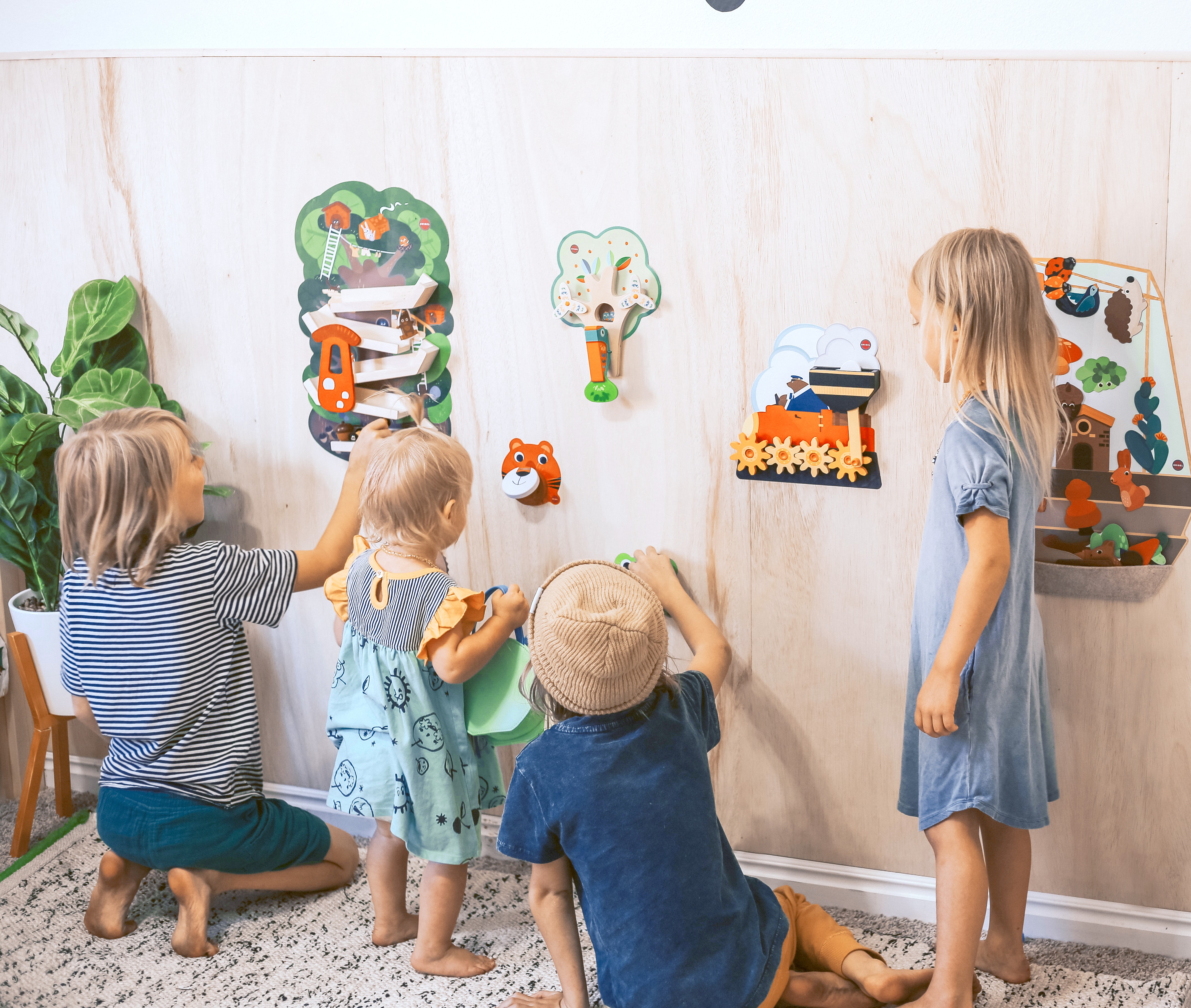 ORIBEL, Zabawka Pani Gąsienica VertiPlay ORIBEL, Zabawka Pani Gąsienica VertiPlay