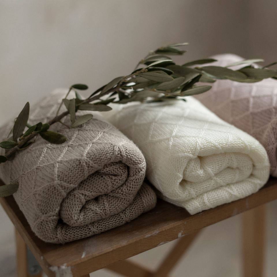 My Memi, Lekki kocyk  otulacz 90x90  wafer pale pink