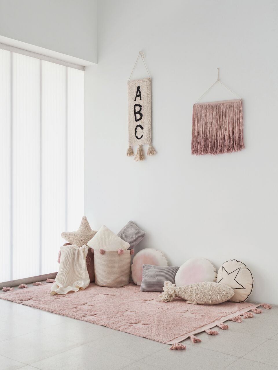 Lorena Canals, dywan do prania HIPPY STARS VINTAGE NUDE Lorena Canals, dywan do prania HIPPY STARS VINTAGE NUDE