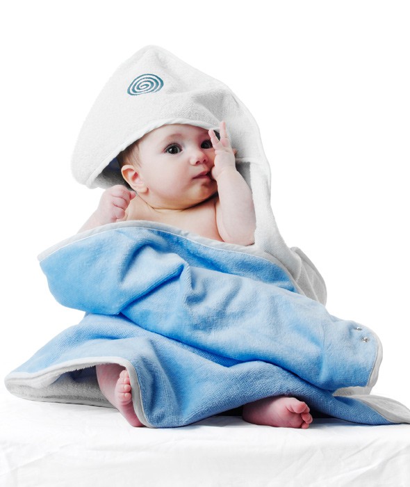 Ręcznik do kąpieli dla dziecka  - BABYHUG błękitny Ręcznik do kąpieli dla dziecka  - BABYHUG błękitny