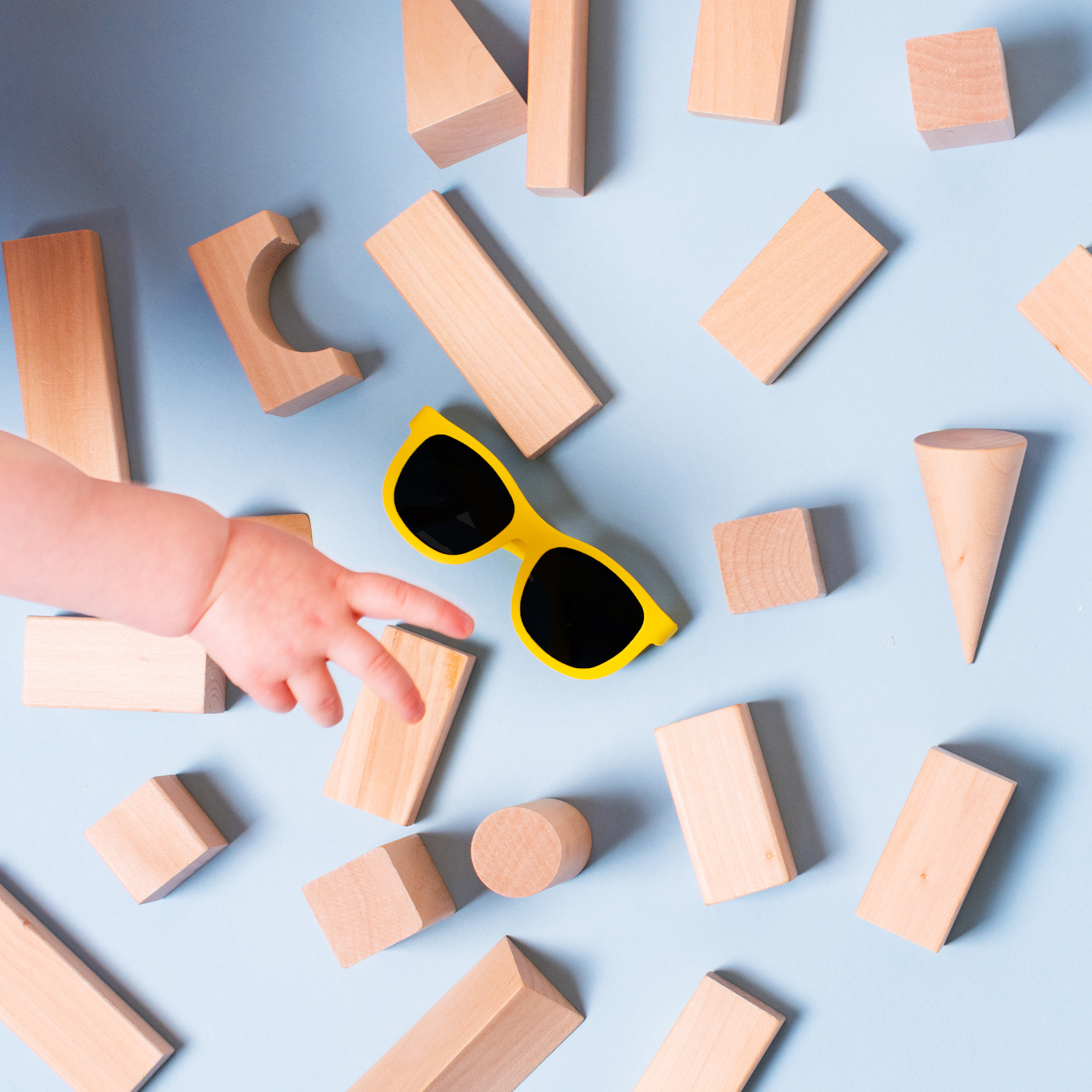 Babiators, Okulary przeciwsłoneczne dla dzieci Classic Hello Yellow 3+