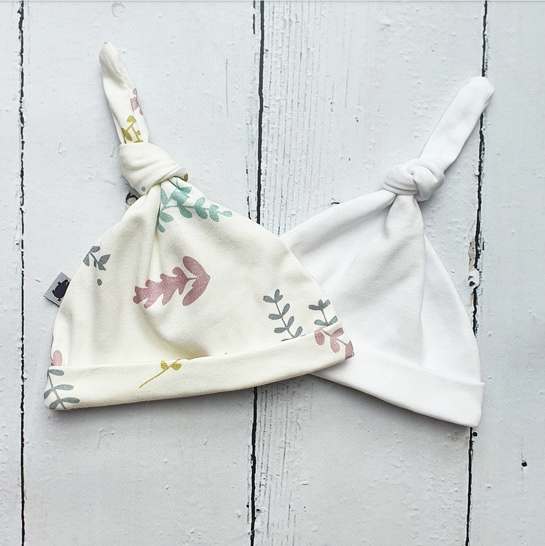 Pink no more, Czapki Plants&White Pink no more, Czapki Plants&White