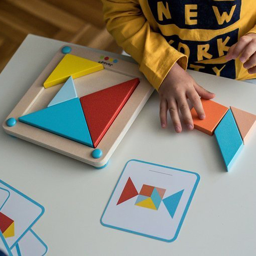 Janod, Drewniana układanka Tangram Essentiel Janod, Drewniana układanka Tangram Essentiel