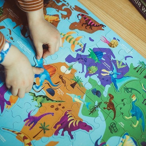 Mudpuppy, Puzzle Świat dinozaurów z elementami w kształcie dinozaurów 80 elementów 5+ Mudpuppy, Puzzle Świat dinozaurów z elementami w kształcie dinozaurów 80 elementów 5+