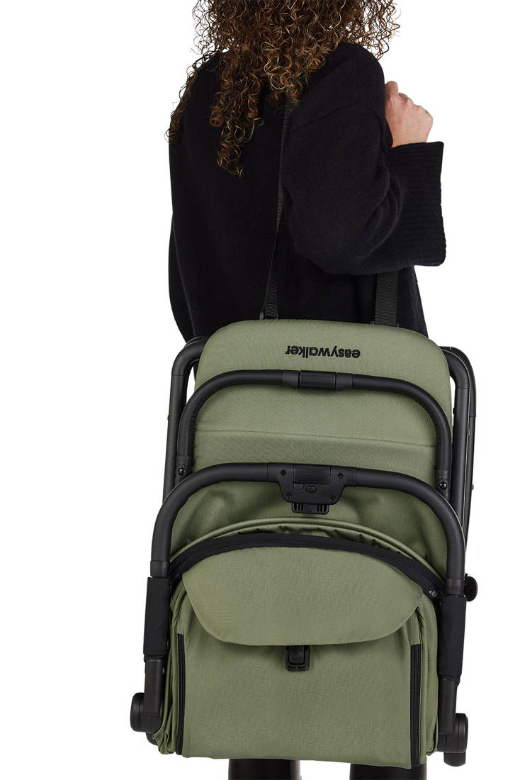 Easywalker, Miley² Kompaktowy wózek spacerowy z torbą transportową Sage Green Easywalker, Miley² Kompaktowy wózek spacerowy z torbą transportową Sage Green