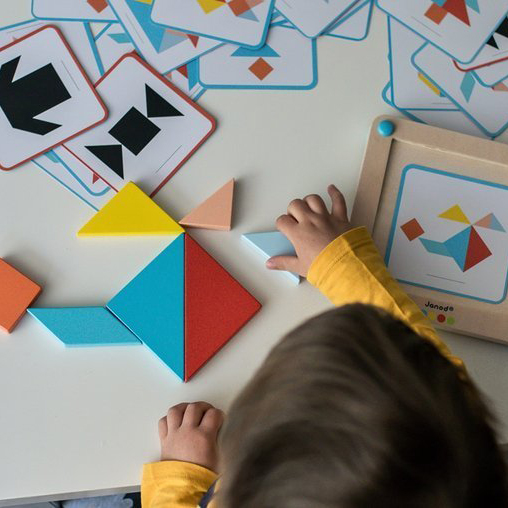 Janod, Drewniana układanka Tangram Essentiel Janod, Drewniana układanka Tangram Essentiel