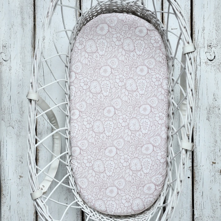 Sleepee, Prześcieradło do gondoli We Care 2-pak Pink/Wiewióry