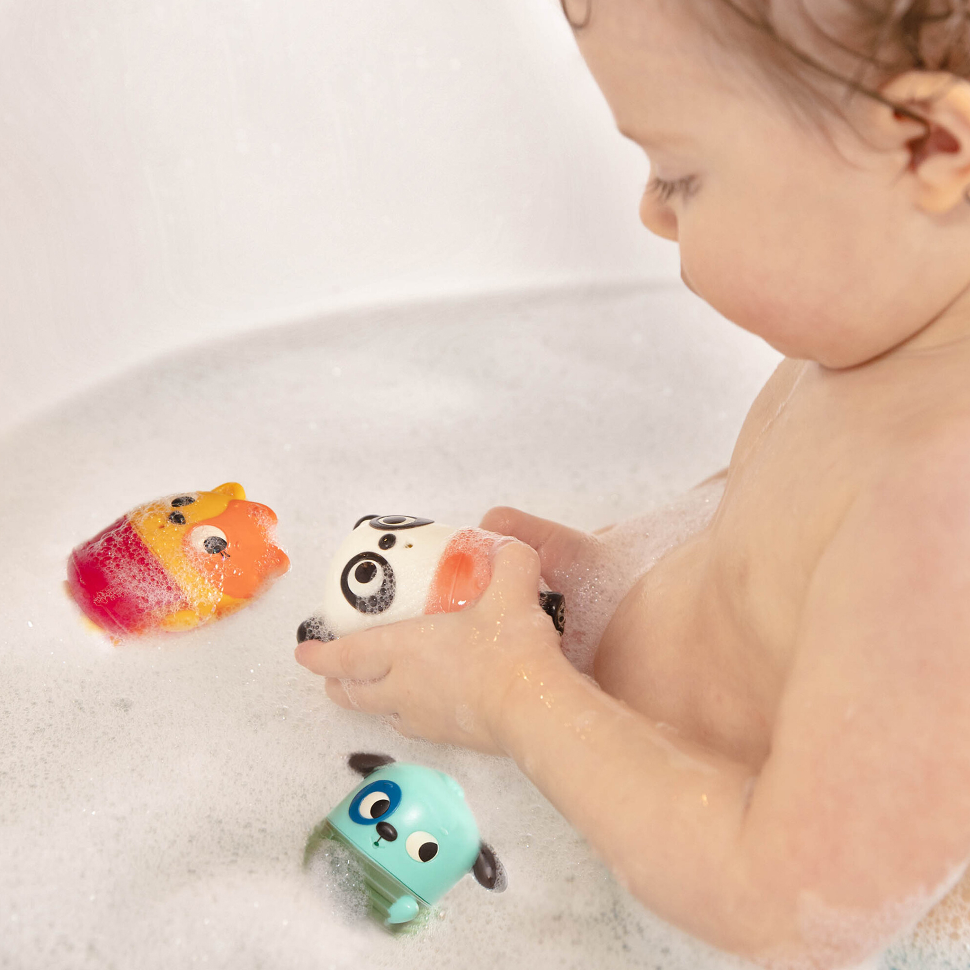 Btoys, Zestaw do kąpieli - trzy rozkręcane zwierzaki-sikawki zmieniające kolory - zestaw z pieskiem