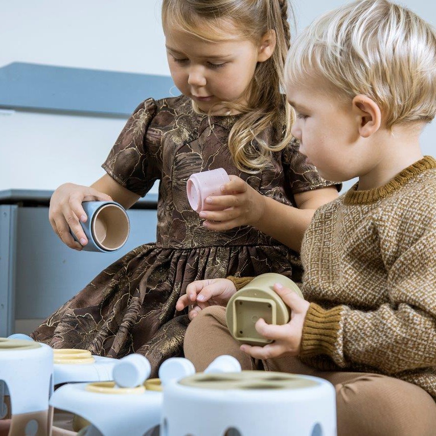 Dantoy, bio tiny przebijanka z kulkami i młotkiem Dantoy, bio tiny przebijanka z kulkami i młotkiem