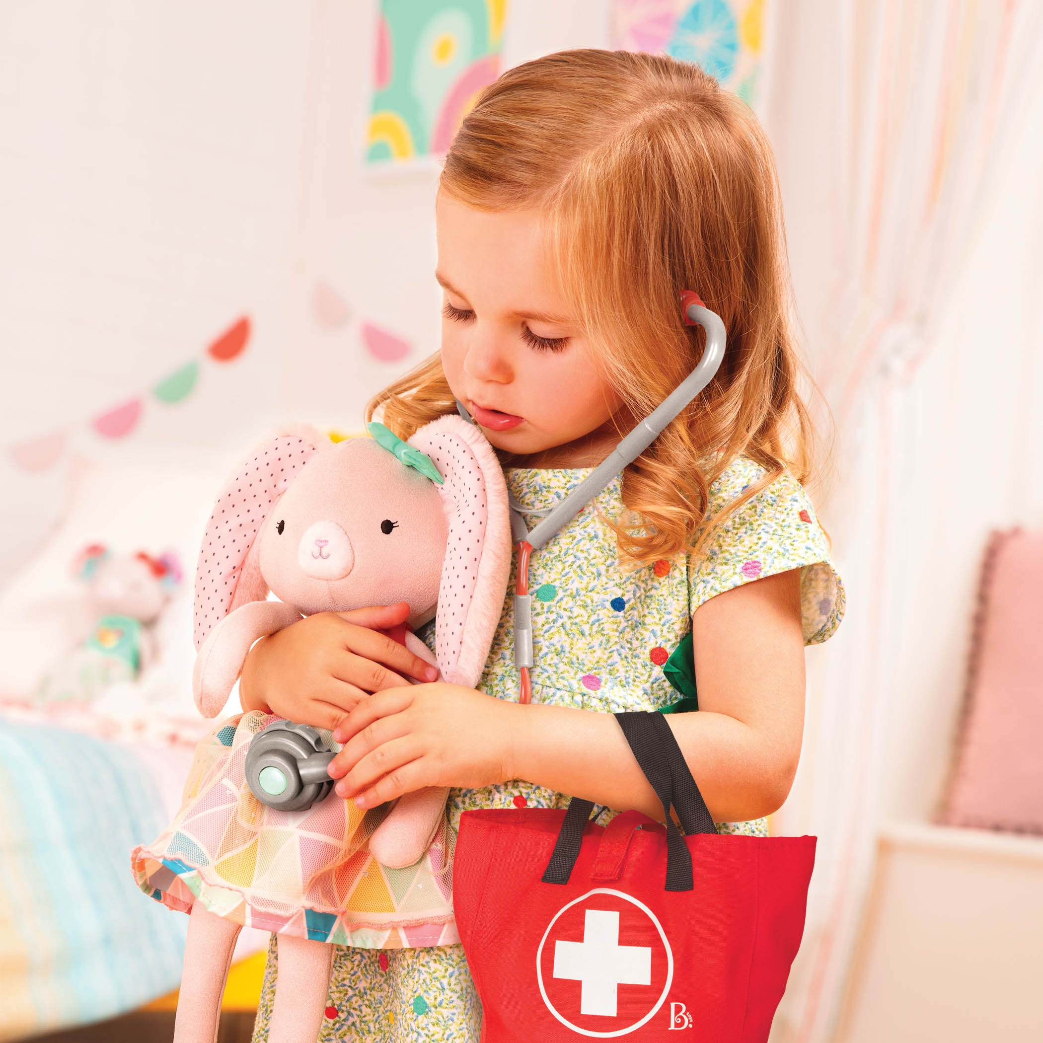 B.toys, Mini Doctor Care Kit – zestaw małego lekarza w torbie