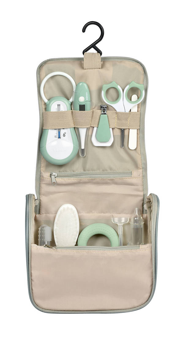Beaba, Kosmetyczka z 9 akcesoriami do pielęgnacji niemowląt Sage green Beaba, Kosmetyczka z 9 akcesoriami do pielęgnacji niemowląt Sage green