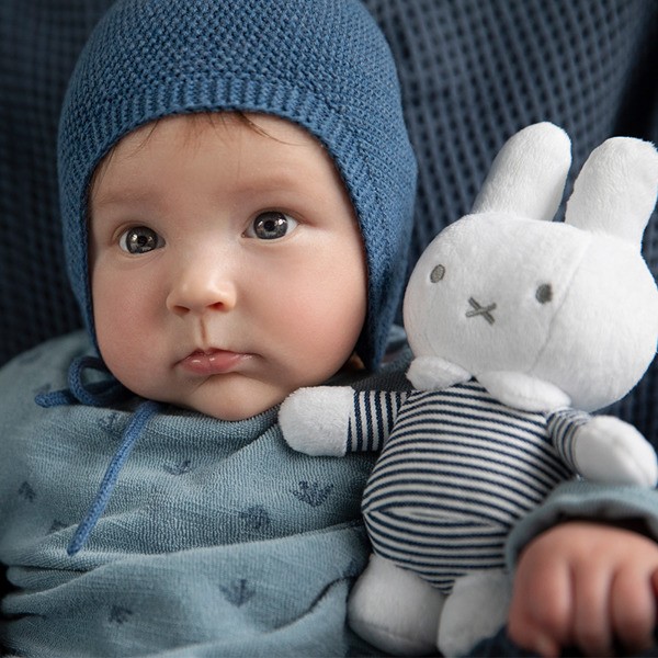 Tiamo, Miffy ABC Przytulanka-grzechotka króliczek Tiamo, Miffy ABC Przytulanka-grzechotka króliczek