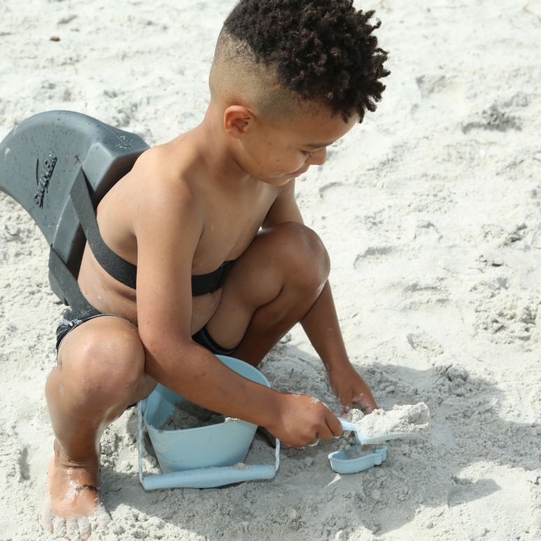 Scrunch, Składane wiaderko do wody i piasku - Purpurowy