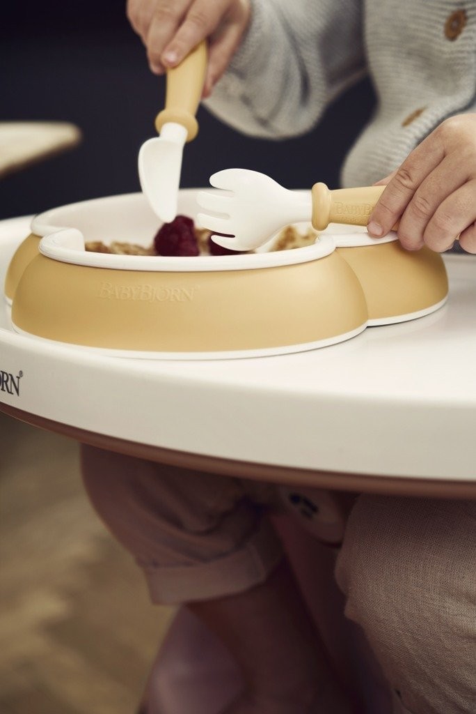 BABYBJORN, talerzyki ze sztućcami Powder Yellow