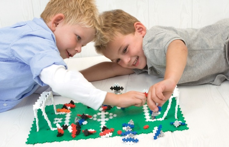 Plus-Plus, Mini Basic - 4000 Sztuk (Plus 12 Sztuk Płytek Konstrukcyjnych) - Edukacja