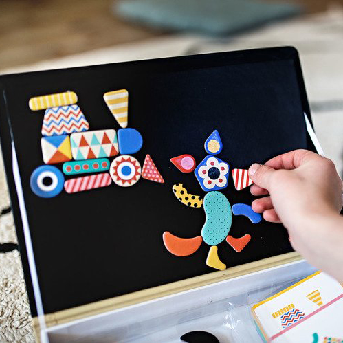 Janod, Magnetyczna układanka Kształty Magnetibook kolekcja 2018