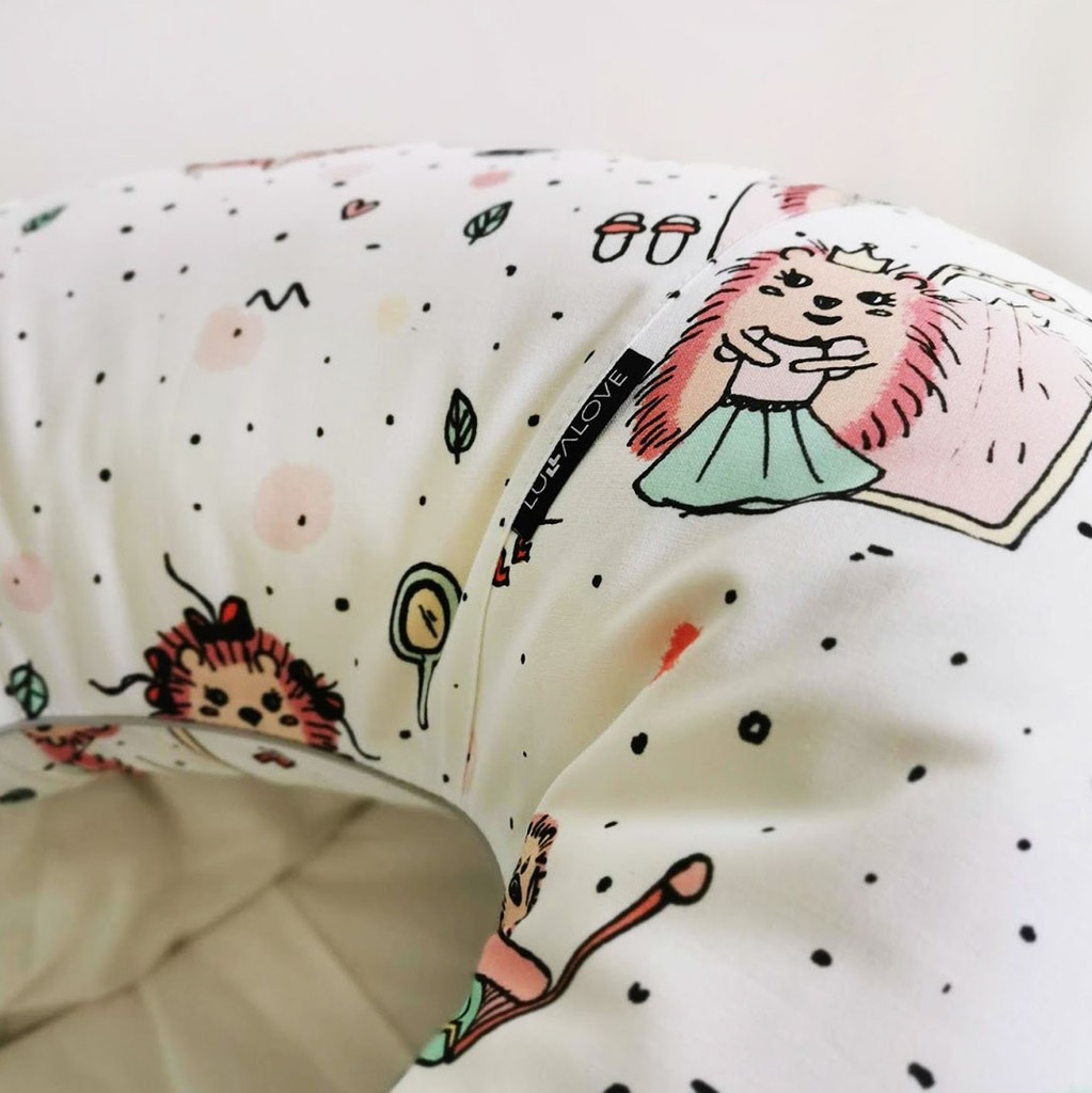 LULLALOVE, Rogal do karmienia Jeż PInk