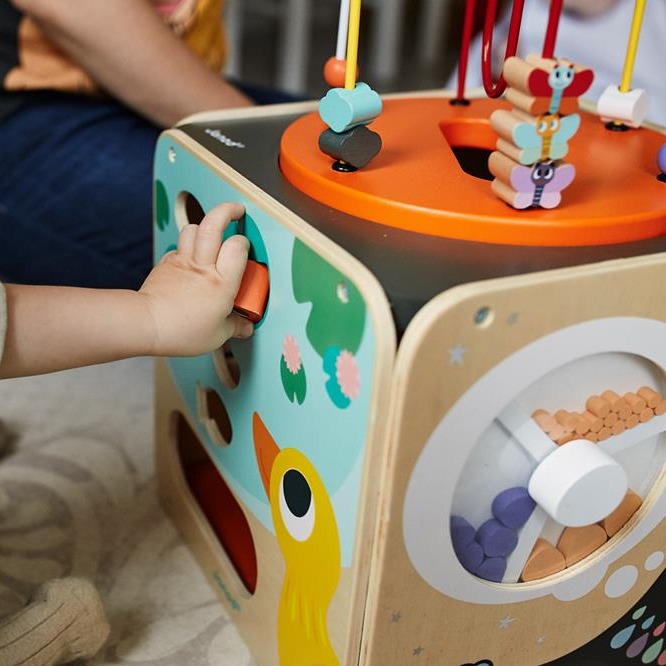 Janod, Wielofunkcyjna kostka edukacyjna z pętlą duża Janod, Wielofunkcyjna kostka edukacyjna z pętlą duża