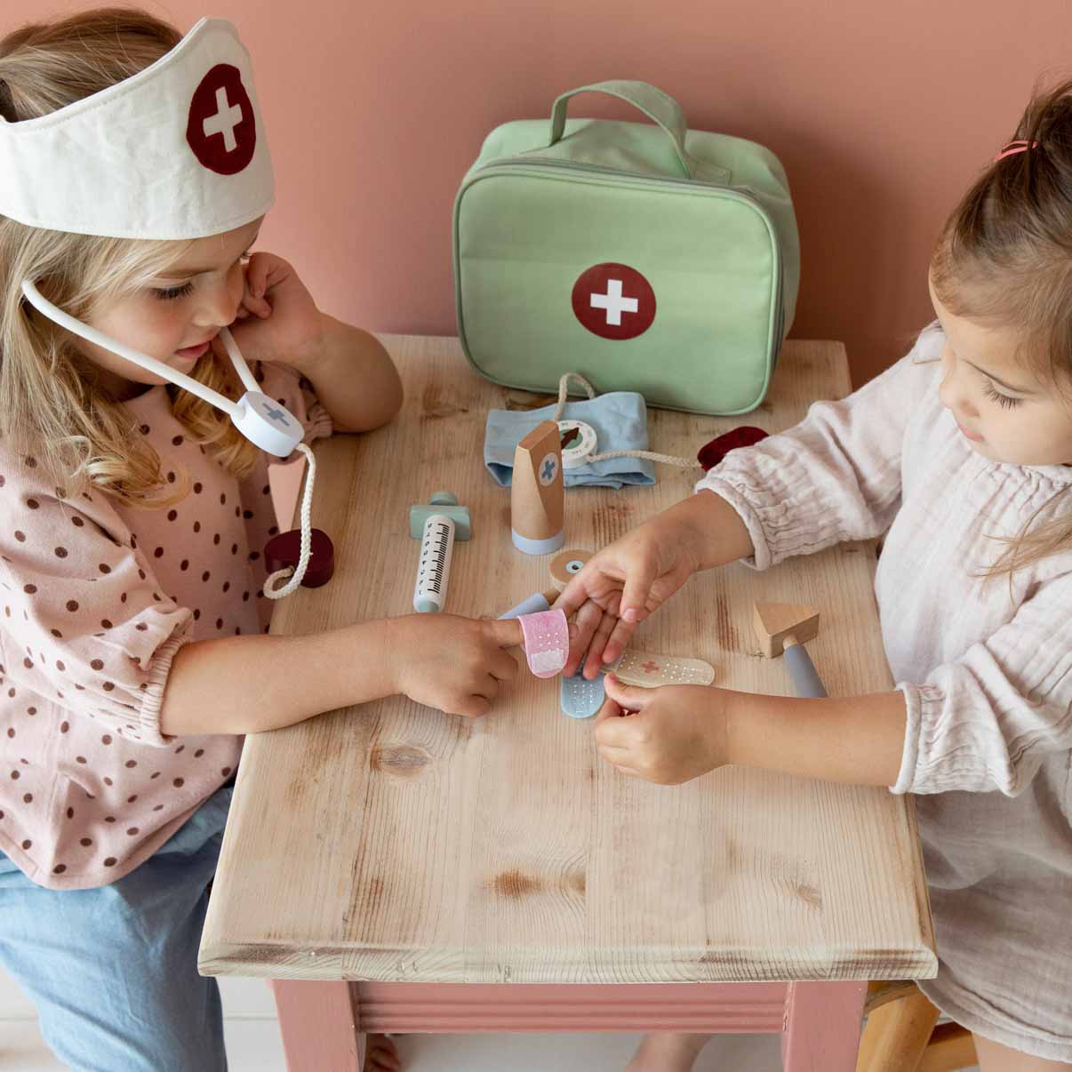 Little Dutch, Zestaw małego lekarza
