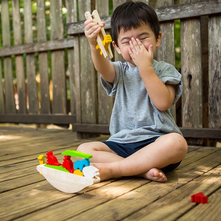 Balansująca łódka, Plan Toys