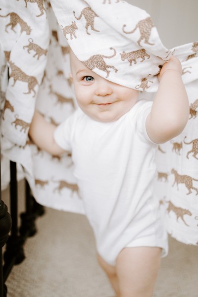 Aden & Anais, Otulacz muślinowy hear me roar - lead the way