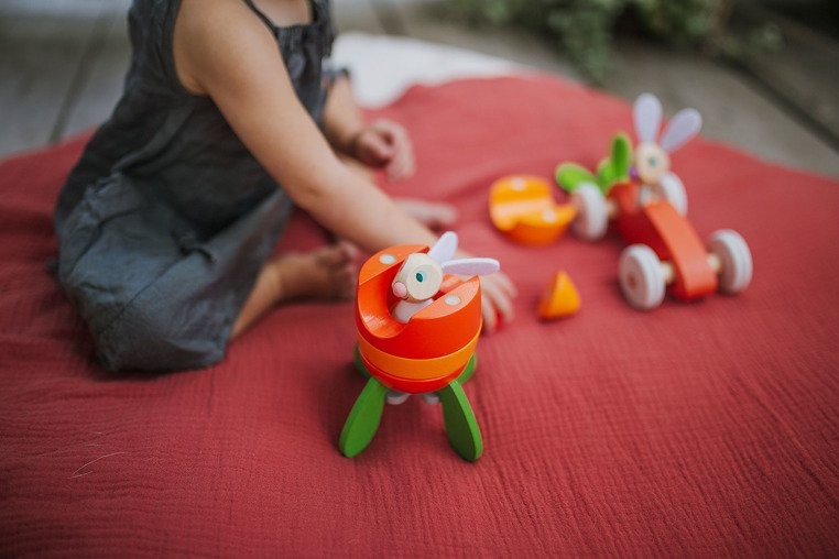 Janod, Rakieta drewniana magnetyczna marchewka z Królikiem