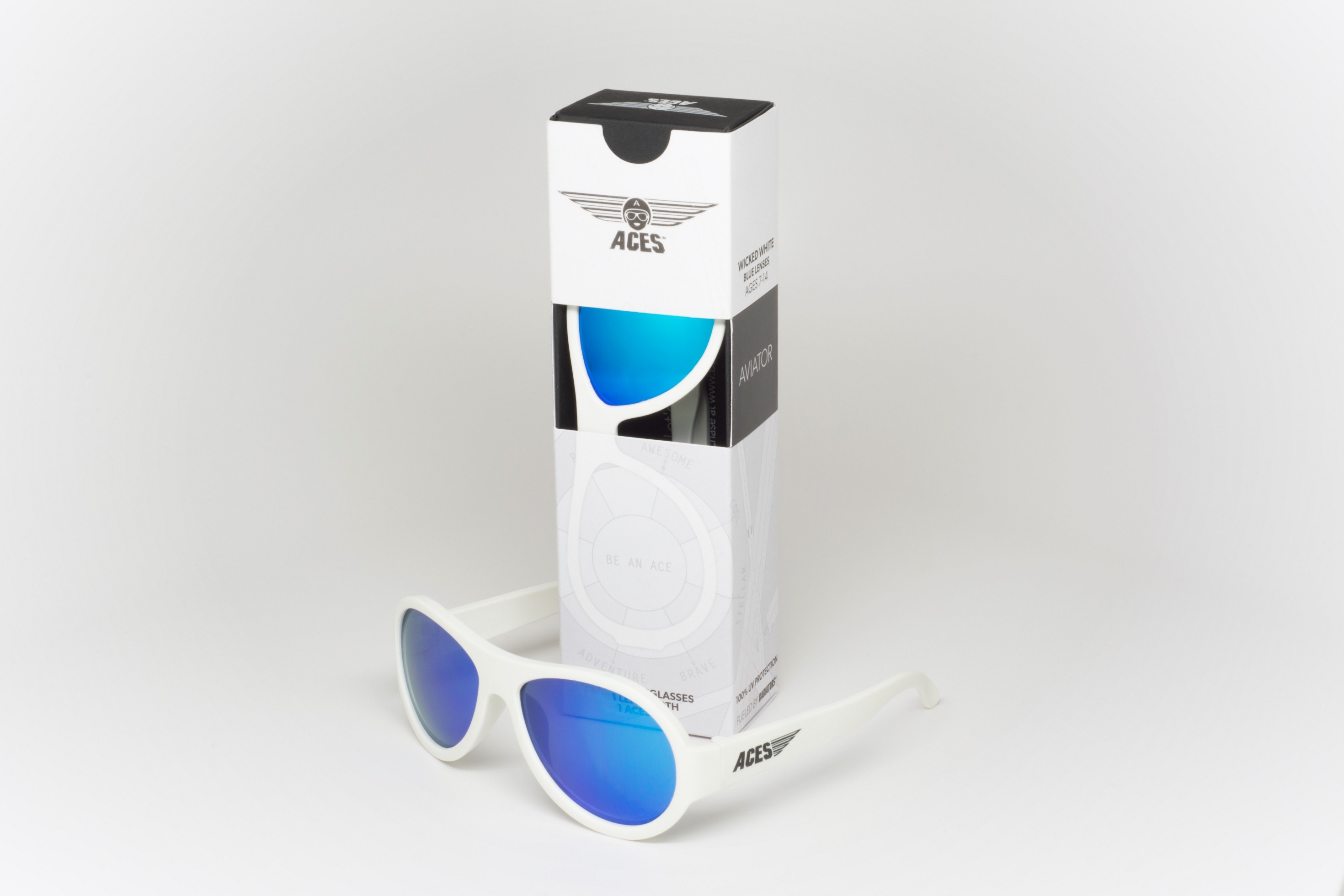 Babiators, Okulary przeciwsłoneczne Aces 7-14 Wicked White / Blue Lens Babiators, Okulary przeciwsłoneczne Aces 7-14 Wicked White / Blue Lens