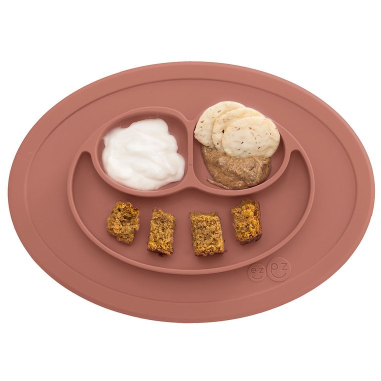 EZPZ, Silikonowy talerzyk z podkładką mały 2w1 Mini Mat brązowy