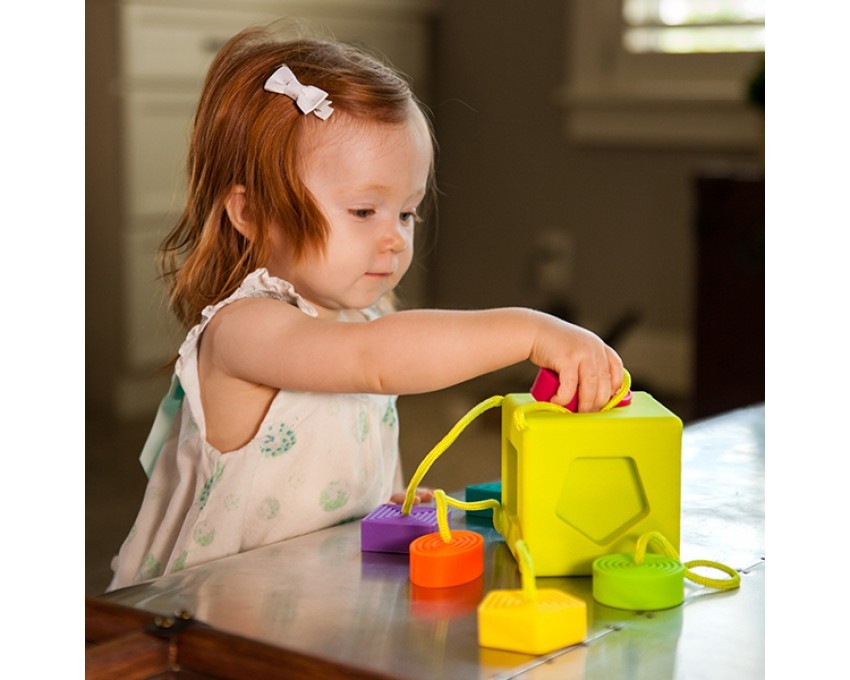 Fat Brain Toy, Sorter Kostka Oombee Cube
