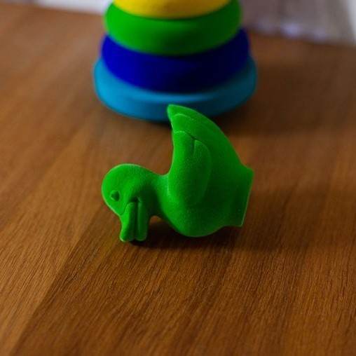 Rubbabu, Układanka edukacyjno-sensoryczna piramida z kaczuszką