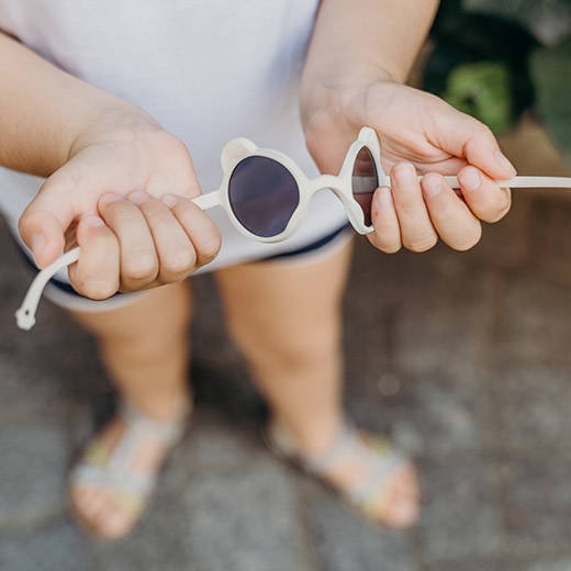 Ki ET LA, Okulary przeciwsłoneczne OURS'ON 1-2 lata Almond Green