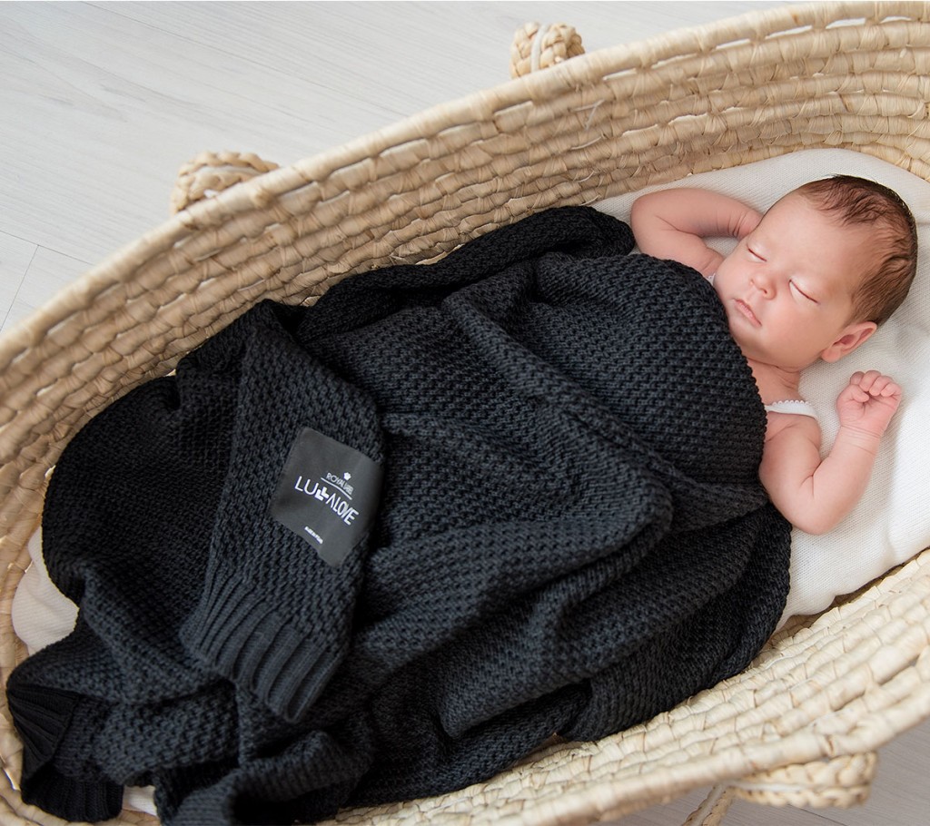 Lullalove, Bambusowy koc - czarny Lullalove, Bambusowy koc - czarny