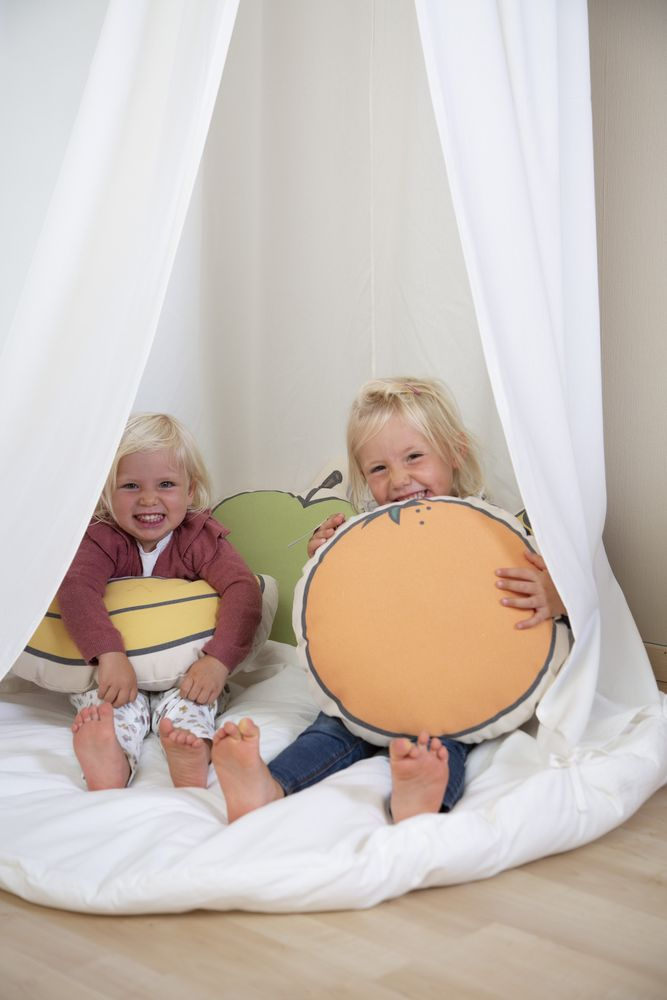 Childhome, Poduszka kanwas Banan Childhome, Poduszka kanwas Banan