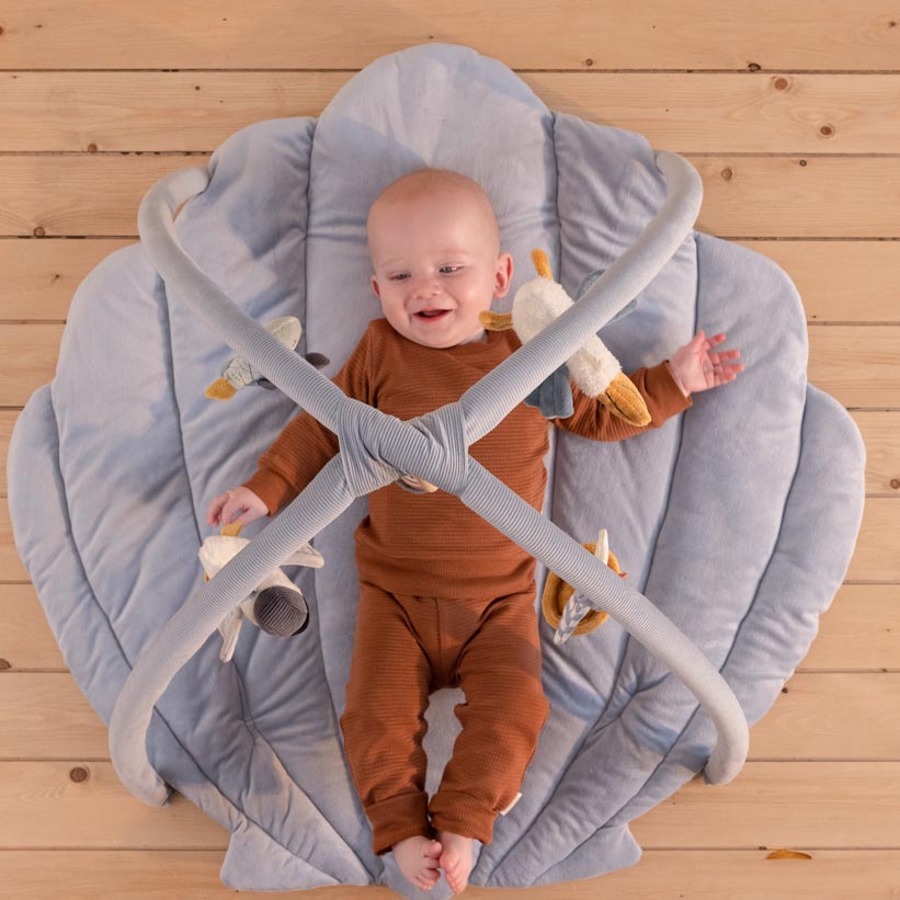 Mata edukacyjna dla chłopca z pałąkiem Sailors Bay Mata edukacyjna dla chłopca z pałąkiem Sailors Bay