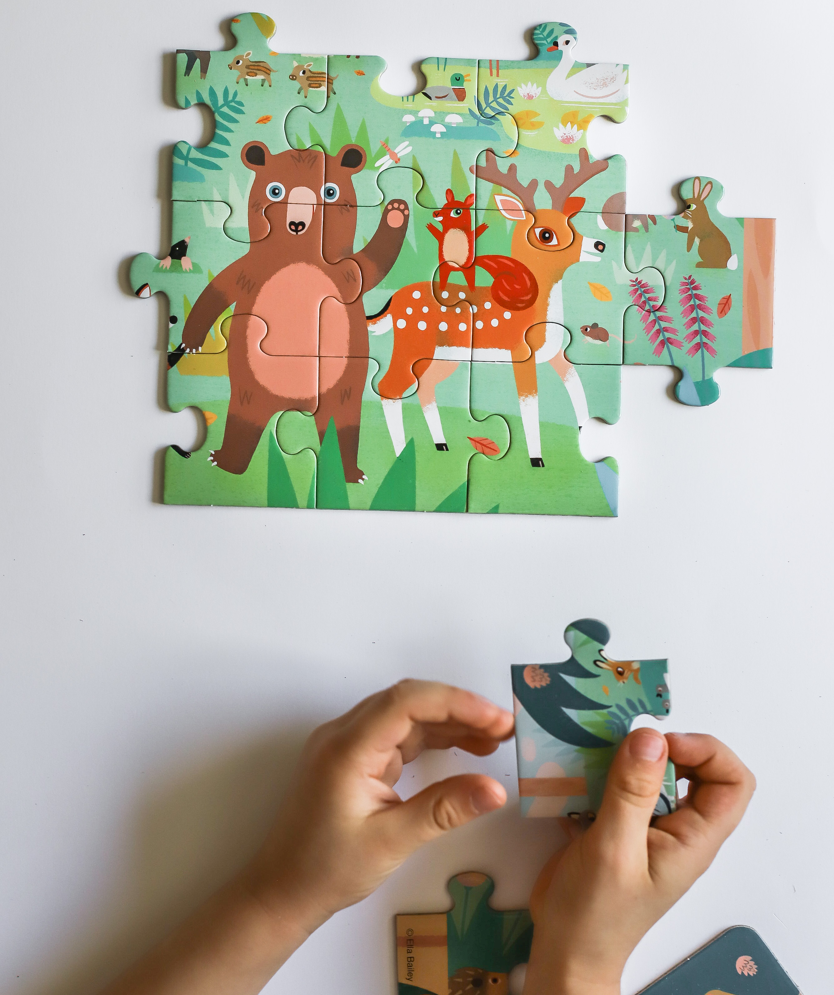 Auzou, Puzzle Leśny świat + kartonowe zwierzątka 3+