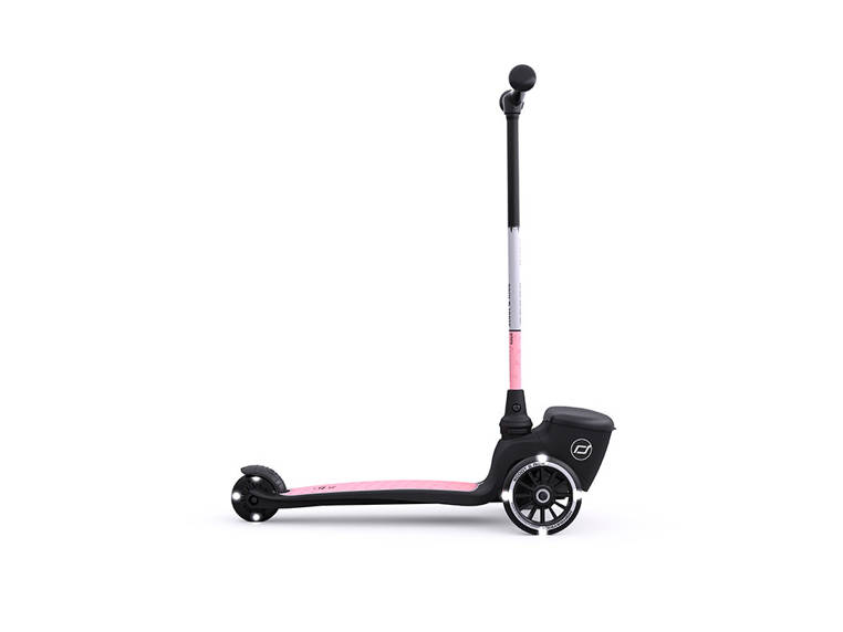 Scootandride, Highwaykick 2 Lifestyle Hulajnoga trójkołowa balansowa ze świecącymi kółkami odblaskową kierownicą Reflective Rose Scootandride, Highwaykick 2 Lifestyle Hulajnoga trójkołowa balansowa ze świecącymi kółkami odblaskową kierownicą Reflective Rose