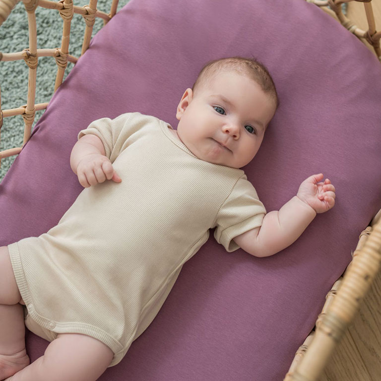 Poofi, Prześcieradło Organic&Color 60x120 - fiołek