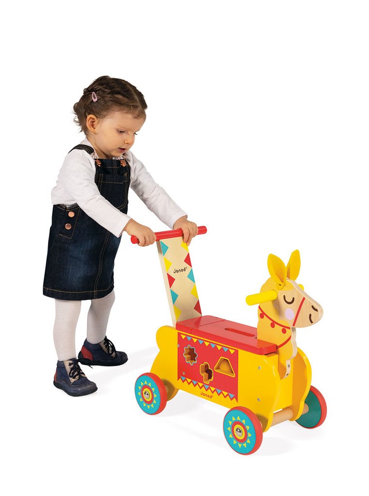 Janod, Jeździk i pchacz 2 w 1 z sorterem kształtów Lama Janod, Jeździk i pchacz 2 w 1 z sorterem kształtów Lama