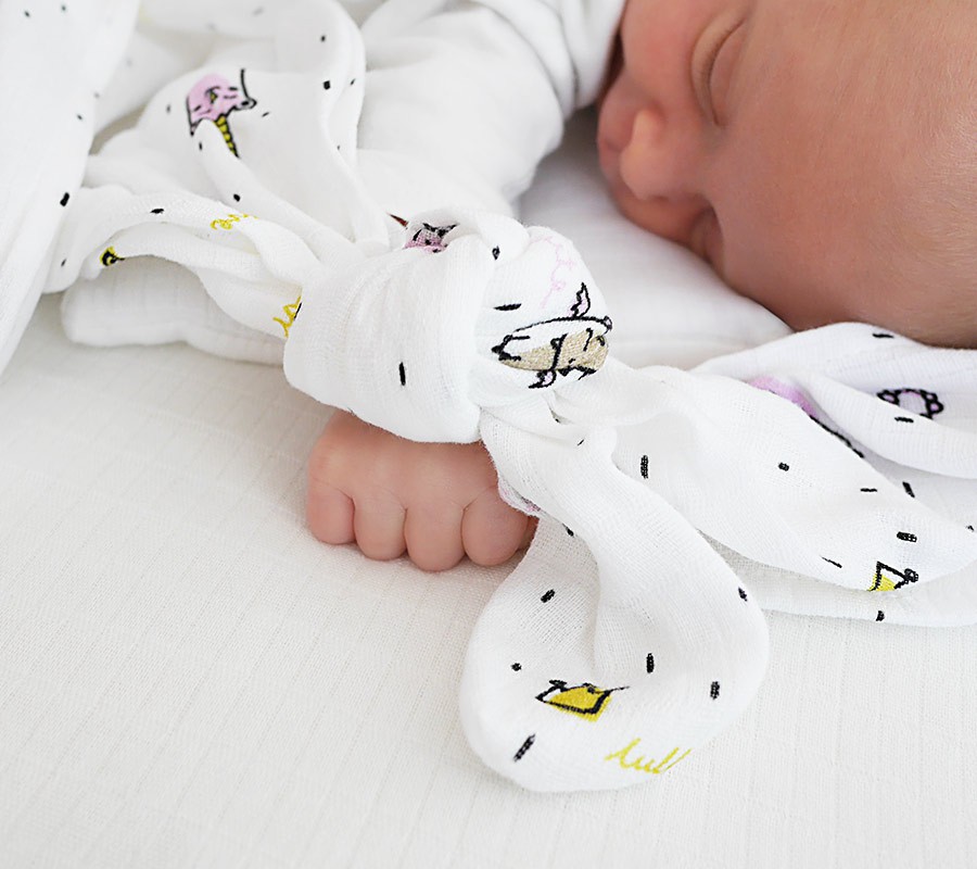 Lullalove, DouDou - pierwsza przytulanka Księżniczka Lullalove, DouDou - pierwsza przytulanka Księżniczka